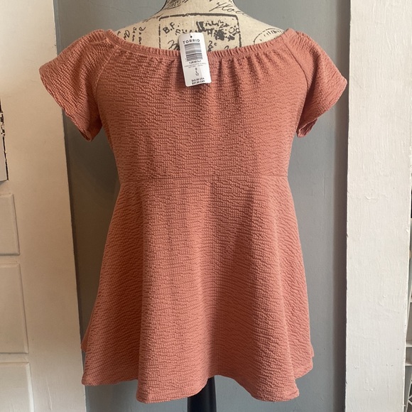 Torrid Dusty Pink Textured Smocked Off Shoulder Babydoll Top CrissCross Surplice - Picture 6 of 10